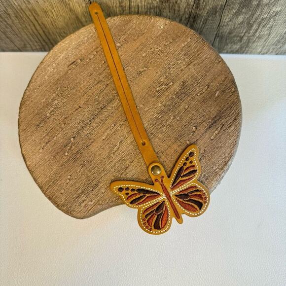 MANGO Portland Leather Butterfly Charm FAST SHIP Monarca Charm - Picture 2 of 4